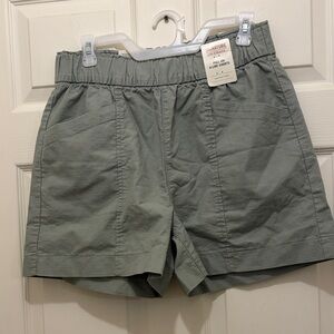 Signature by Levi Strauss Women's Olive Cargo Shorts